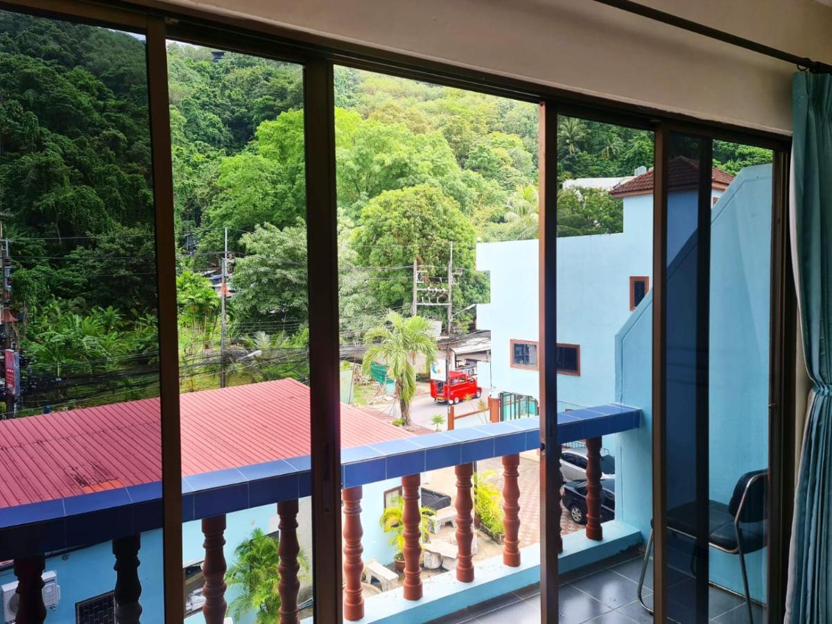 Cozy Residence Nanai Patong Bagian luar foto