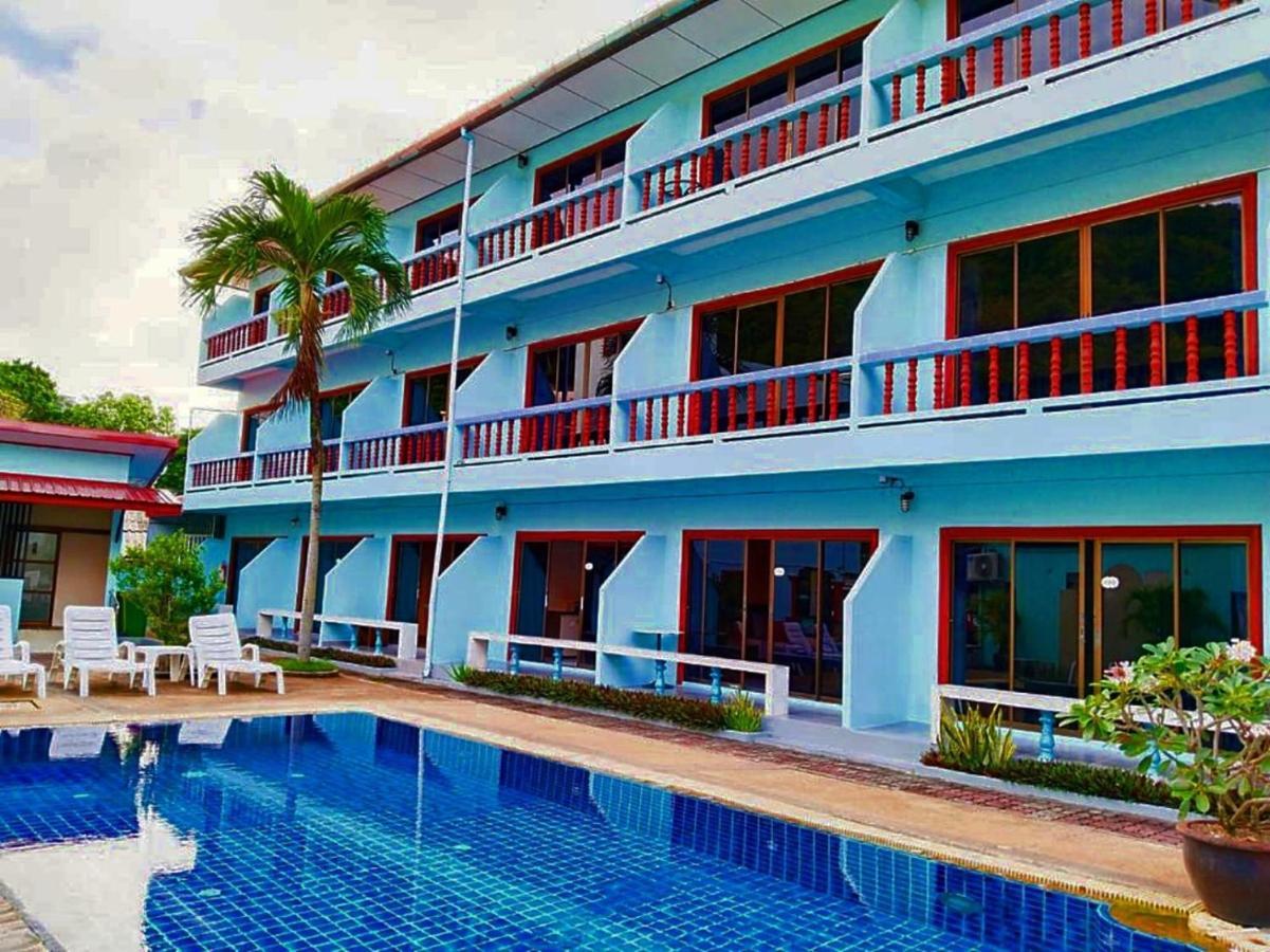 Cozy Residence Nanai Patong Bagian luar foto
