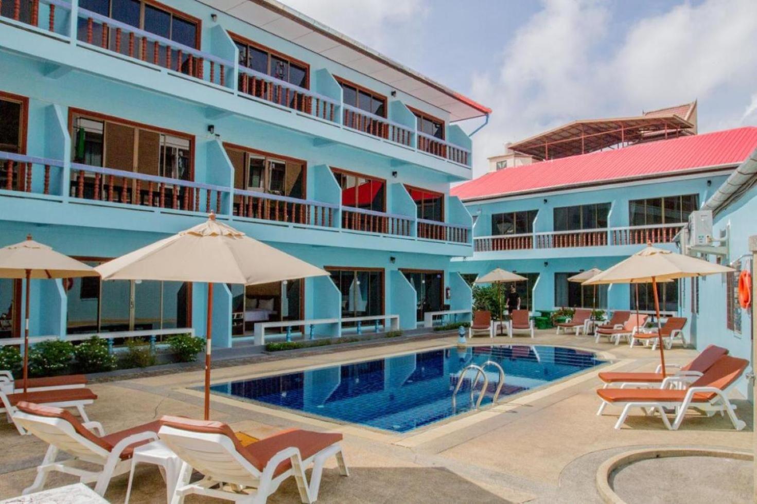 Cozy Residence Nanai Patong Bagian luar foto