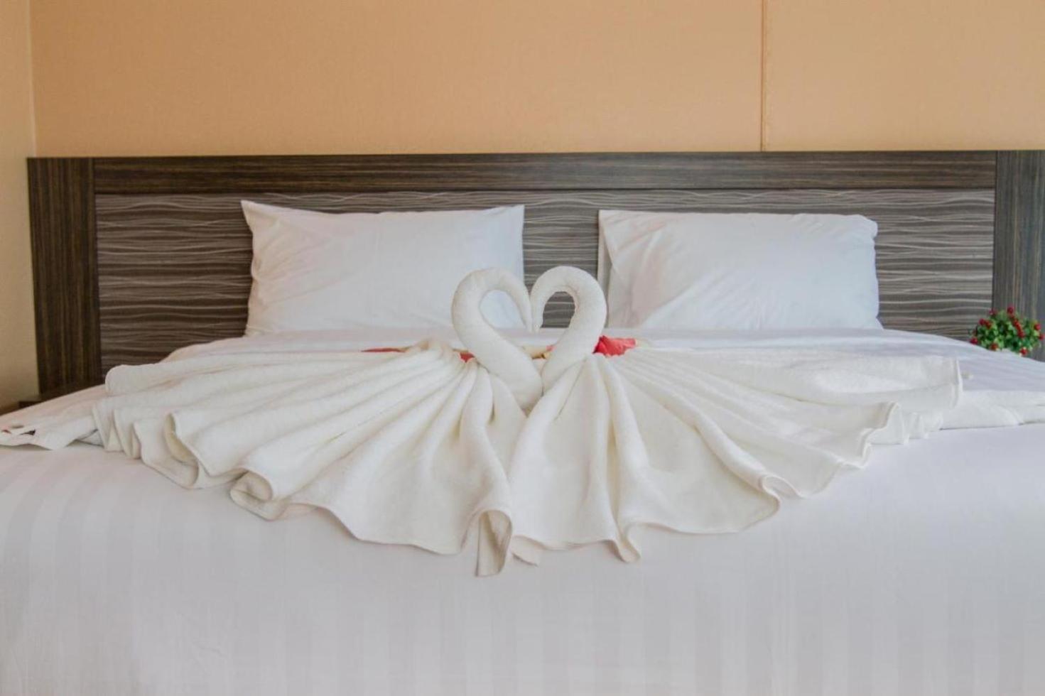 Cozy Residence Nanai Patong Bagian luar foto