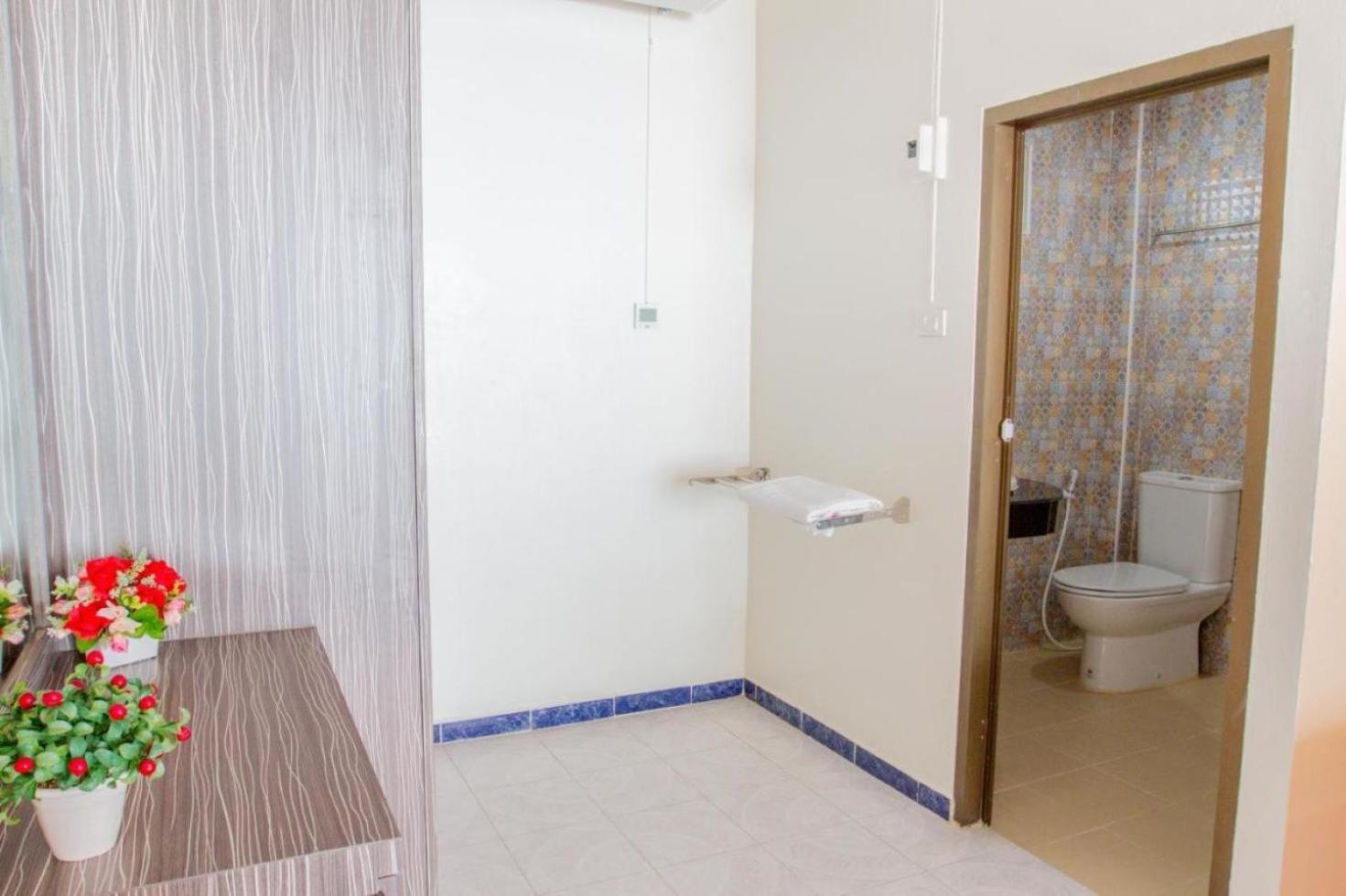 Cozy Residence Nanai Patong Bagian luar foto